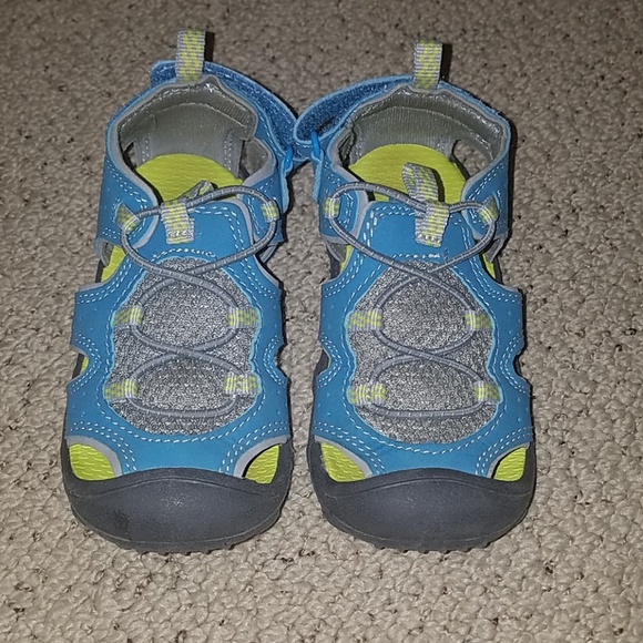 carters closed toe sandals